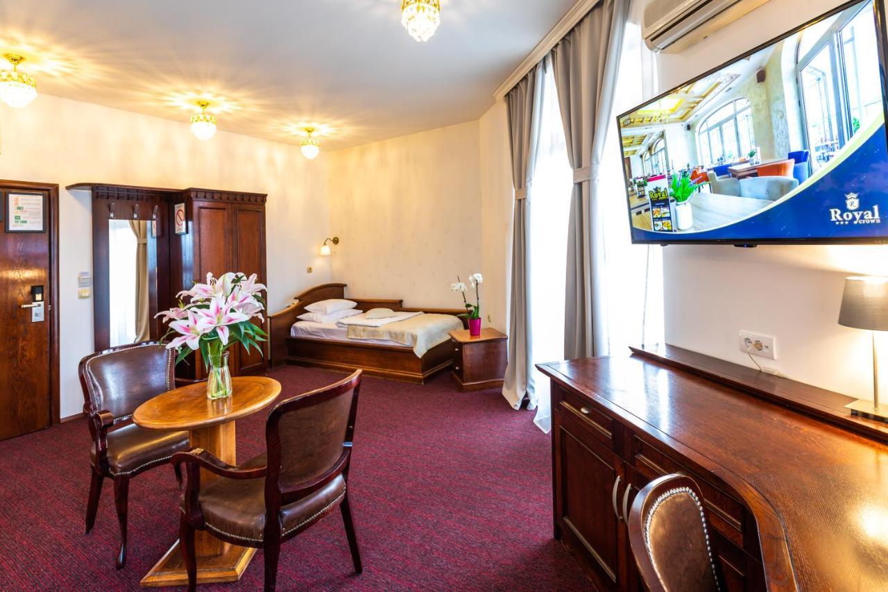 Garni Hotel Royal Crown Szabadka Kültér fotó