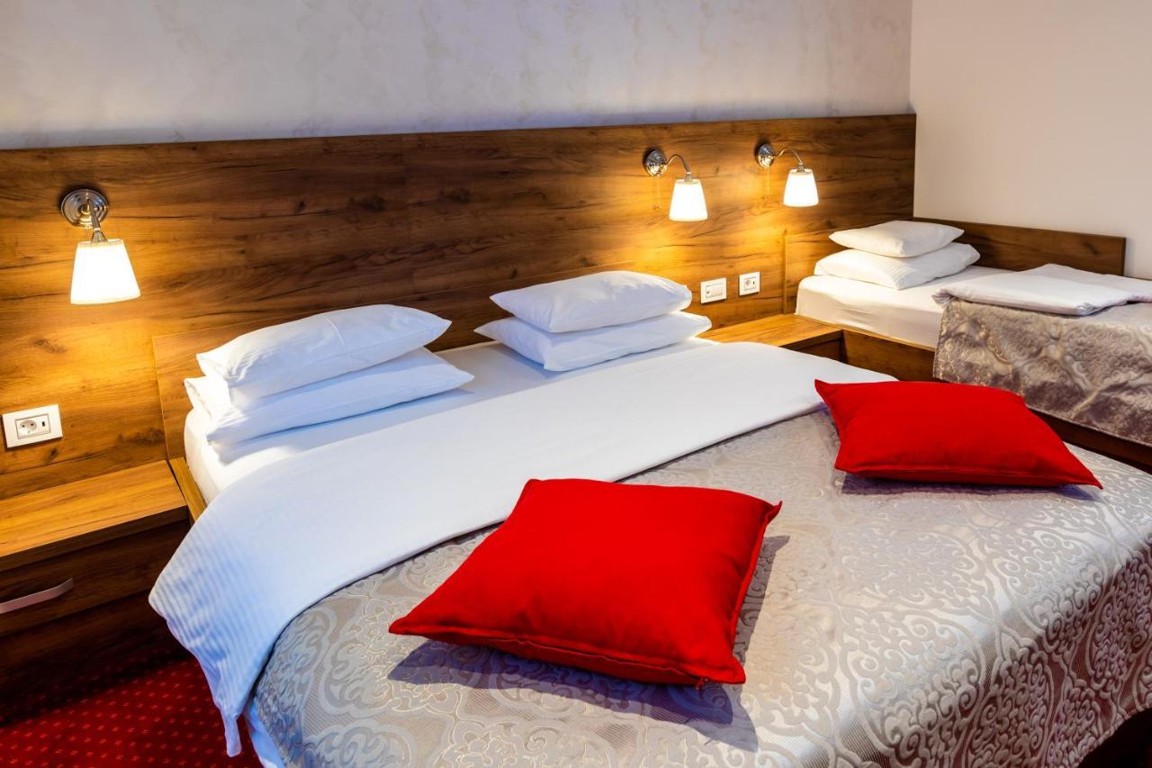 Garni Hotel Royal Crown Szabadka Kültér fotó